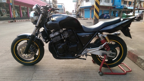 ขายคับ HONDA CB400 ปี93 สีสวย ท้ายแต่ง ท่อแต่ง แฮนด์บาร์ ไฟเลี้ยวแต่ง อินวอยส์ สรรพสามิตร ราคา 59500 บาท ส่งได้ทั่วไทยคับ สนใจติดต่อ 081-0578282 FACEBOOK ชาญณรงค์ ป๊อป ชัยอมฤต ไอดีไลน์ POPBIGBIKESAKON คับ สนใจรถสวย ถูก ดี ต้อง POP BIGBIKE SAKONNAKHON คลิป