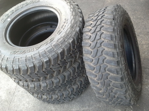 Deestone MT 265/75/16 ปลายปี12 สภาพดี 1ชุด