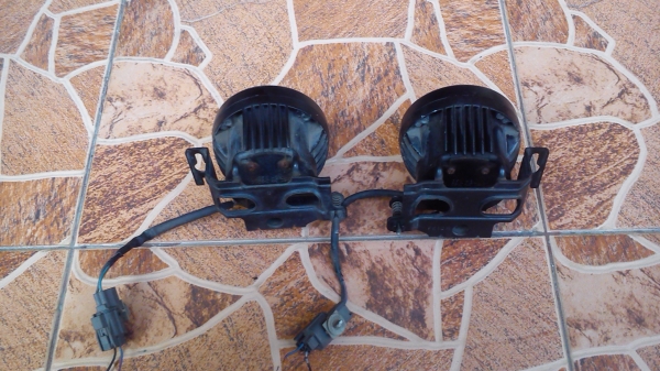 ไฟตัดหมอก RAYBRIG เลนส์เหลือง ทรงกลม ขนาดเลนส์ 4นิ้ว