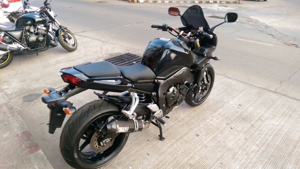 ขายคับ YAMAHA FZ1 1000cc ปี2007 สีสวย เดิมๆ ท่อแต่ง แฮนด์แต่ง ยางหน้าหลังเต็ม อินวอย สรรพสามิตร ราคา 159000 บาท ส่งได้ทั่วไทยคับ สนใจติดต่อ 081-0578282 FACEBOOK ชาญณรงค์ ป๊อป ชัยอมฤต ไอดีไลน์ POPBIGBIKESAKON คับ สนใจรถสวย ถูก ดี ต้อง POP BIGBIKE SAKONNAKH