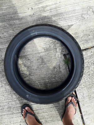 ยางอะไหล่ขอบ18 ถูกๆ เอาไปเป็นยาง อะไหล่ หายากนะแพงด้วย