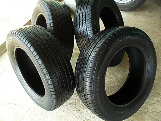 ยางขอบ17 มิชลิน 225-65-R17ลงพื้นปี14 (4เส้น4,500)