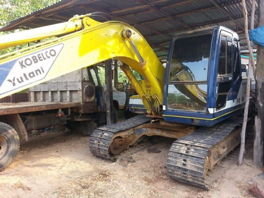 ขายรถขุดแบคโค SK120-3 มาร์คที ไฟฟ้าเต็ม ช่วงล่างดี เอวแน่น ทำงานเร็ว แอร์เย็น เอกสารใบอินวอร์ย สนใจโทร 090-8588220คุณนะ 093-3258446คุณบิว หรือเข้าดูสินค้าอื่นๆได้ที่ www.truck.in.th/498 หรือเพจFacebook ณรงค์  ซื้อขายรถมือสอง (เว็บไซต์ส่วนตัว) หรือFacebook