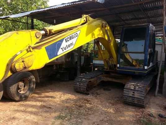 ขายรถขุดแบคโค SK120-3 มาร์คที ไฟฟ้าเต็ม ช่วงล่างดี เอวแน่น ทำงานเร็ว แอร์เย็น เอกสารใบอินวอร์ย สนใจโทร 090-8588220คุณนะ 093-3258446คุณบิว หรือเข้าดูสินค้าอื่นๆได้ที่ www.truck.in.th/498 หรือเพจFacebook ณรงค์  ซื้อขายรถมือสอง (เว็บไซต์ส่วนตัว) หรือFacebook