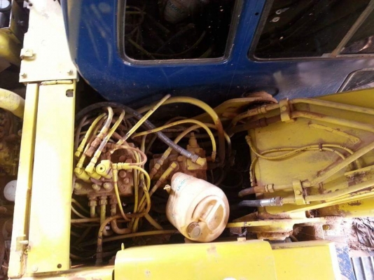 ขายรถขุดแบคโค SK120-3 มาร์คที ไฟฟ้าเต็ม ช่วงล่างดี เอวแน่น ทำงานเร็ว แอร์เย็น เอกสารใบอินวอร์ย สนใจโทร 090-8588220คุณนะ 093-3258446คุณบิว หรือเข้าดูสินค้าอื่นๆได้ที่ www.truck.in.th/498 หรือเพจFacebook ณรงค์  ซื้อขายรถมือสอง (เว็บไซต์ส่วนตัว) หรือFacebook