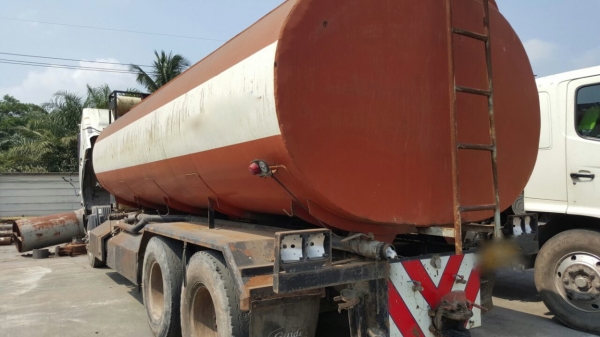 รถฮีโน่ 10 ล้อ FL1J 260 แรงม้า. ปี 53. ( ขาย หัว , คัชซี. ) , ( มีขาย 2 คัน. )      สนใจติดต่อ  081 - 6079515