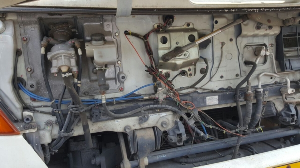 รถฮีโน่ 10 ล้อ FL1J 260 แรงม้า. ปี 53. ( ขาย หัว , คัชซี. ) , ( มีขาย 2 คัน. )      สนใจติดต่อ  081 - 6079515