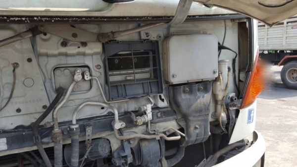 รถฮีโน่ 10 ล้อ FL1J 260 แรงม้า. ปี 53. ( ขาย หัว , คัชซี. ) , ( มีขาย 2 คัน. )      สนใจติดต่อ  081 - 6079515