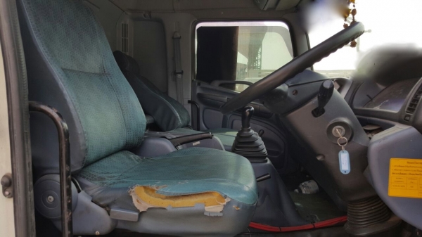 รถฮีโน่ 10 ล้อ FL1J 260 แรงม้า. ปี 53. ( ขาย หัว , คัชซี. ) , ( มีขาย 2 คัน. )      สนใจติดต่อ  081 - 6079515