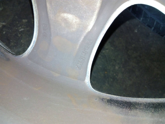 แม็ก BENZ พร้อมยาง 205/60R16 ชุด 4 ล้อ tel.081-427-3941 ไอดีไลน์ 0814273941 แม็ก BENZ พร้อมยาง 205/60R16 ชุด 4 ล้อ tel.081-427-3941 ไอดีไลน์ 0814273941