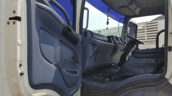 รถฮีโน่ 10 ล้อ FL1J 260 แรงม้า. ปี 53. ( ขาย หัว , คัชซี. ) , ( มีขาย 2 คัน. )      สนใจติดต่อ  081 - 6079515