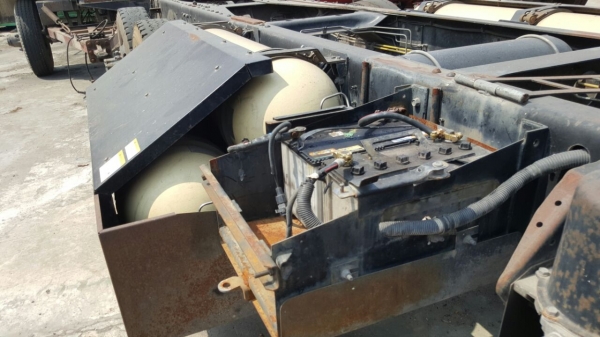 รถฮีโน่ 10 ล้อ FL1J 260 แรงม้า. ปี 53. ( ขาย หัว , คัชซี. ) , ( มีขาย 2 คัน. )      สนใจติดต่อ  081 - 6079515