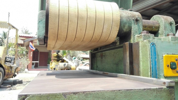 ** ลดแรงๆ!! **เครื่องขัดผิวหน้าไม้ MIYAGAWA JAPAN มีด 12" โต๊ะยาว 90 cm. ไฟ 380V. มีมีดให้ 2 ชุด โต้ะสวยมีดคมสภาพสดมาเทสได้เลย!!