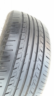 ขายยาง185/55/15 ปี 2713 THUNDERER 4 เส้น