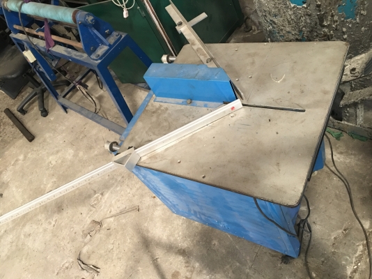 ขายเครื่องตัดไม้กรอบรูป ตัดองศาสไลด์ สภาพดี ราคาถูก