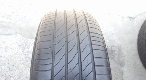 ขายยาง215/60/17 ปี 13 MICHERLIN 3ST 4 เส้น