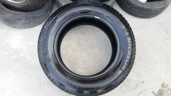 ขายยาง225/65/17 ปี 0815 MICHERLIN LATITUDE 4 เส้น