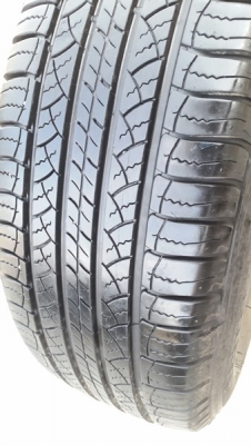 ขายยาง225/65/17 ปี 0815 MICHERLIN LATITUDE 4 เส้น