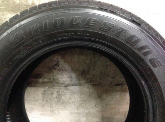 ยางป้ายแดงบริจสโตน 265-60-18 ปี 16 ยางป้ายแดงบริจสโตน 265-60-18 ปี 16