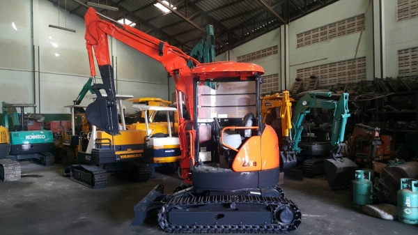 ขาย รถขุด HITACHI รุ่น EX30U  มือสองญี่ปุ่น แทรกเหล็ก สลักแน่น ปั้มนิ้ว คอนโทรลสั้น ทำงานไว มีไลน์สำหรับ ใส่หัวกระแทกได้เลย มือถือ/LINE ID : 0818753444