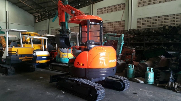 ขาย รถขุด HITACHI รุ่น EX30U  มือสองญี่ปุ่น แทรกเหล็ก สลักแน่น ปั้มนิ้ว คอนโทรลสั้น ทำงานไว มีไลน์สำหรับ ใส่หัวกระแทกได้เลย มือถือ/LINE ID : 0818753444