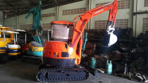 ขาย รถขุด HITACHI รุ่น EX30U  มือสองญี่ปุ่น แทรกเหล็ก สลักแน่น ปั้มนิ้ว คอนโทรลสั้น ทำงานไว มีไลน์สำหรับ ใส่หัวกระแทกได้เลย มือถือ/LINE ID : 0818753444