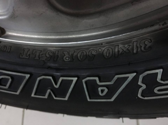 ขายแมกซ์ (ติดรถแท้) มิตซูบิชิ สตาร์ด้าโฟว์วิล ขอบ 15 นิ้ว พร้อมฝาครอบมิตซูแท้ ครบ 4 วง พร้อมยาง Dunlop แท้ ขนาด 31.5-10 R 15 ปลายปี 11 ขายแมกซ์ (ติดรถแท้) มิตซูบิชิ สตาร์ด้าโฟว์วิล ขอบ 15 นิ้ว พร้อมฝาครอบมิตซูแท้ ครบ 4 วง พร้อมยาง Dunlop แท้ ขนาด 31.5-10 R 15 ปลายปี 11