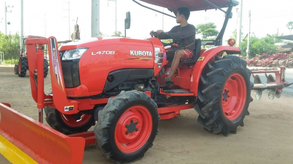 ขายคูโบต้าL4708มีไบมีดตราช้าง1อันและผาน6ตราช้างหนึ่งอัน ราคา388000บาท พร้อมใช้งานสายๆครับสนใจ โทร0813655997 อำพร พาเจริญ ต วังบัว อ คลองขลุง จ กำแพงเพชร