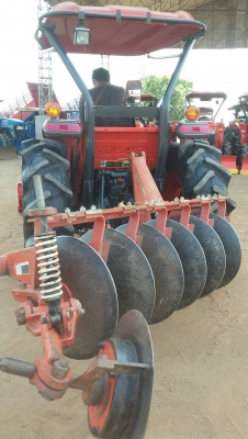 ขายคูโบต้าL4708มีไบมีดตราช้าง1อันและผาน6ตราช้างหนึ่งอัน ราคา388000บาท พร้อมใช้งานสายๆครับสนใจ โทร0813655997 อำพร พาเจริญ ต วังบัว อ คลองขลุง จ กำแพงเพชร