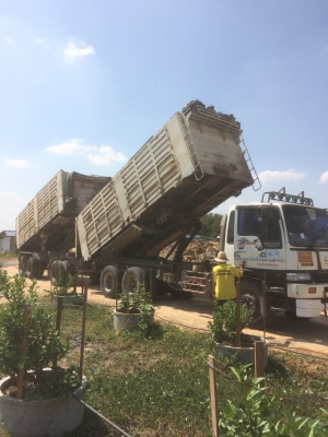 รถพ่วง ฮีโน่ สมอทอง