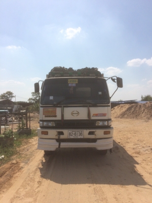 รถพ่วง ฮีโน่ สมอทอง