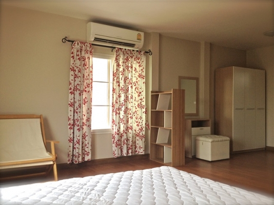 ให้เช่าบ้านสวนร่มเกล้า 51 ตรม ให้เช่าบ้านสวนร่มเกล้า 51 ตรม