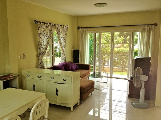 ให้เช่าบ้านสวนร่มเกล้า 51 ตรม ให้เช่าบ้านสวนร่มเกล้า 51 ตรม