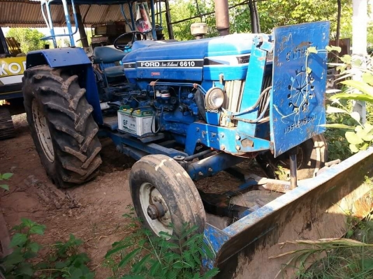 ขายรถไถ FORD 6600 เครื่องT5 อุปกรณ์ดันหน้า ผานหลัง รถสวยสภาพดี เอกสารพร้อมโอน สนใจโทร 090-8588220คุณนะ 093-3258446คุณบิว หรือเข้าดูสินค้าอื่นๆได้ที่ www.truck.in.th/498 หรือเพจFacebook ณรงค์ ซื้อขายรถมือสอง (เว็บไซต์ส่วนตัว) หรือFacebook คุณนะ รถบรรทุก