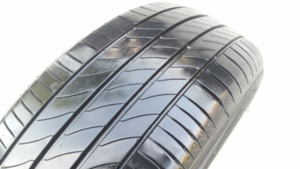 ขายยาง215/60/16 ปี 1314 MICHERLIN 3ST 4 เส้น ขายยาง215/60/16 ปี 1314 MICHERLIN 3ST 4 เส้น