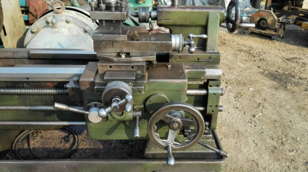 ** ขายแล้วครับ!! ** เครื่องกลึงต้าชิง TSW-55A ขนาด 4 ฟุต 3 เพลาเบรคเกียร์บล็อค ไฟ380V. ซื้อไปเสียบไฟใช้เลยอุปกรณ์ครบจ้อดจัดให้แล้ว!!