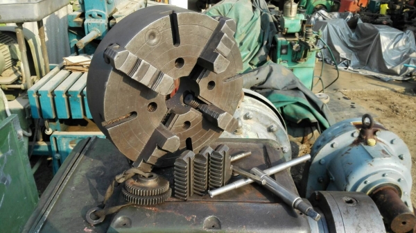 ** ขายแล้วครับ!! ** เครื่องกลึงต้าชิง TSW-55A ขนาด 4 ฟุต 3 เพลาเบรคเกียร์บล็อค ไฟ380V. ซื้อไปเสียบไฟใช้เลยอุปกรณ์ครบจ้อดจัดให้แล้ว!!