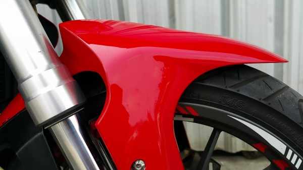 TNT300 2015 วิ่งน้อย แต่งจัดเต็ม สวยมากๆ ต่อรองได้ครับ