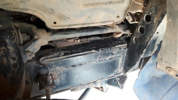 รถ 4 ล้อ ใหญ่ ยี่ห้อ TOYOTA HIACE