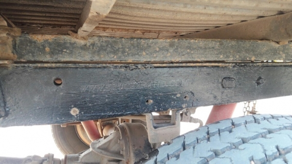 รถ 4 ล้อ ใหญ่ ยี่ห้อ TOYOTA HIACE