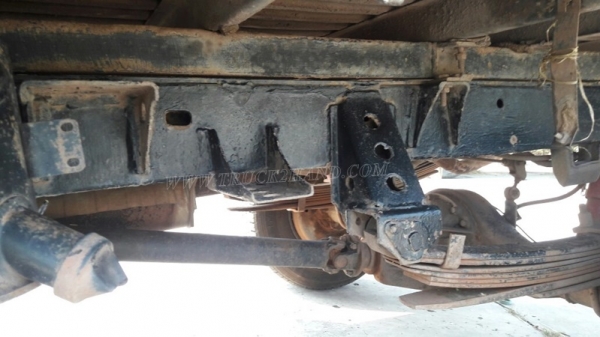 รถ 4 ล้อ ใหญ่ ยี่ห้อ TOYOTA HIACE