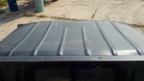 รถ 4 ล้อ ใหญ่ ยี่ห้อ TOYOTA HIACE