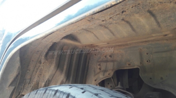 รถ 4 ล้อ ใหญ่ ยี่ห้อ TOYOTA HIACE