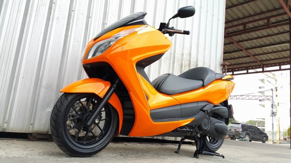 Forza300 2015 วิ่ง 1000 กิโลแท้เชคศูนย์ได้ พร้อมใช้ ราคาไม่แพง ต่อรองได้ Forza300 2015 วิ่ง 1000 กิโลแท้เชคศูนย์ได้ พร้อมใช้ ราคาไม่แพง ต่อรองได้