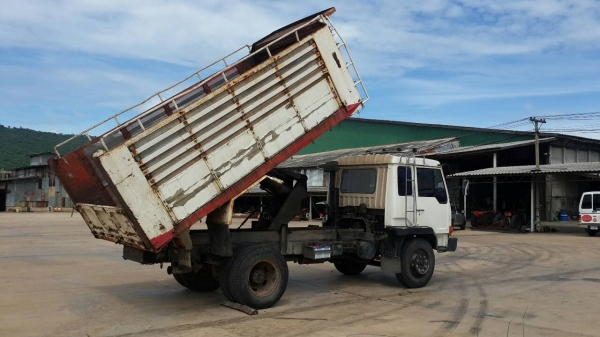 ขายรถดัมพ์ุ6ล้อ MITSUBISHI-FK455