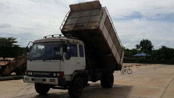 ขายรถดัมพ์ุ6ล้อ MITSUBISHI-FK455