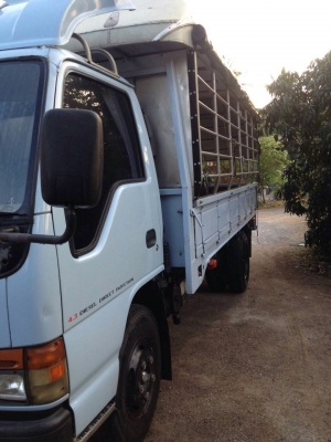 รถบรรทุก Izuzu NKR 4.3 Daesel