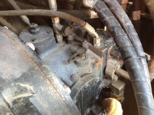 ขายรถตักล้อยาง CAT 910H ปี 2011 รถนอกนำเข้า สภาพสวยพร้อมใช้งาน มีVDOการทำงานครับ