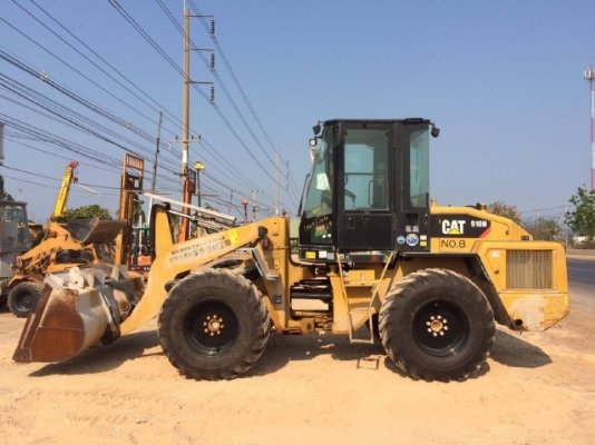 ขายรถตักล้อยาง CAT 910H ปี 2011 รถนอกนำเข้า สภาพสวยพร้อมใช้งาน มีVDOการทำงานครับ