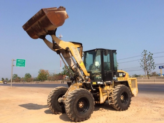 ขายรถตักล้อยาง CAT 910H ปี 2011 รถนอกนำเข้า สภาพสวยพร้อมใช้งาน มีVDOการทำงานครับ
